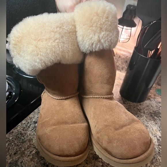 Ugg Boots - Picture 6 of 6